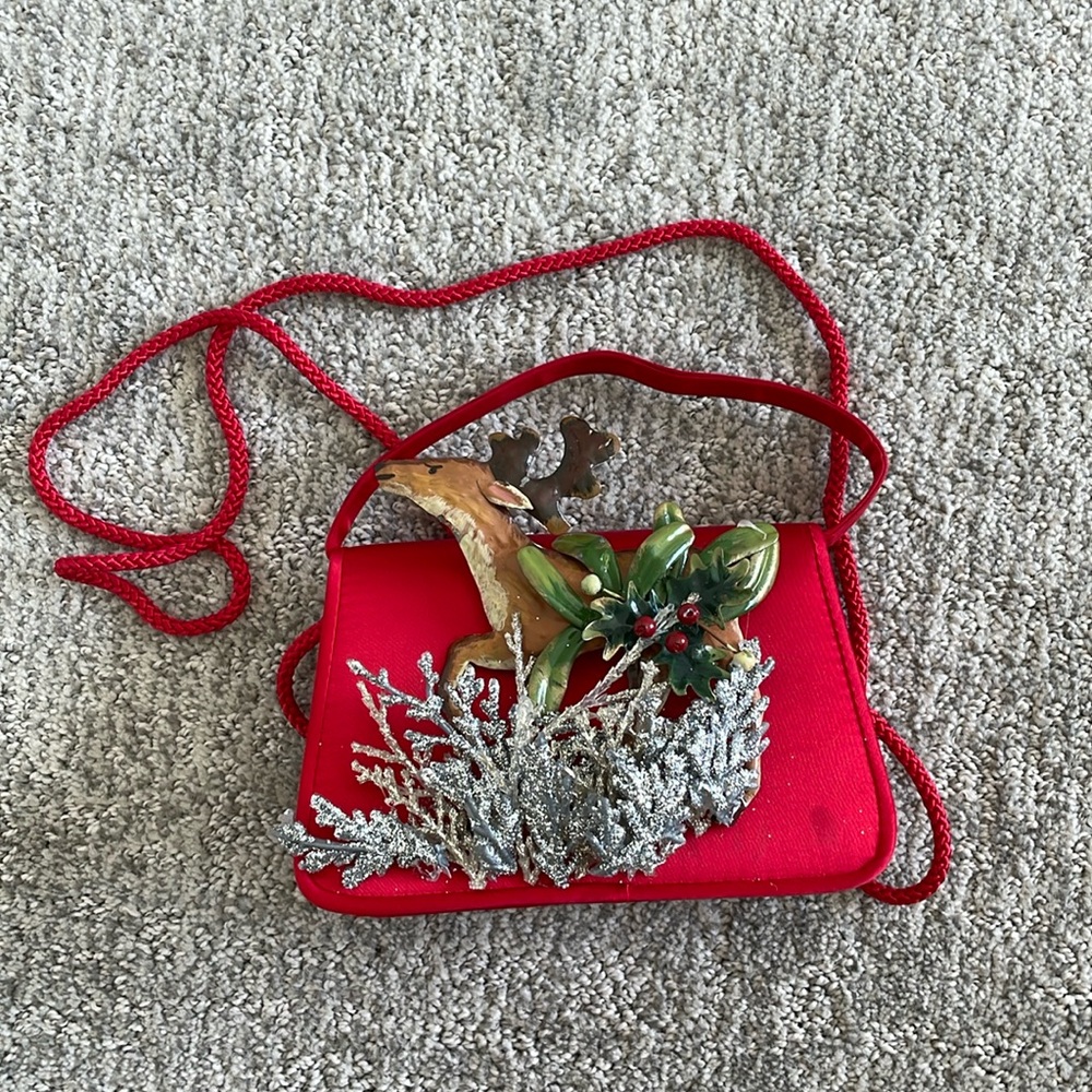 La Regale Christmas purse